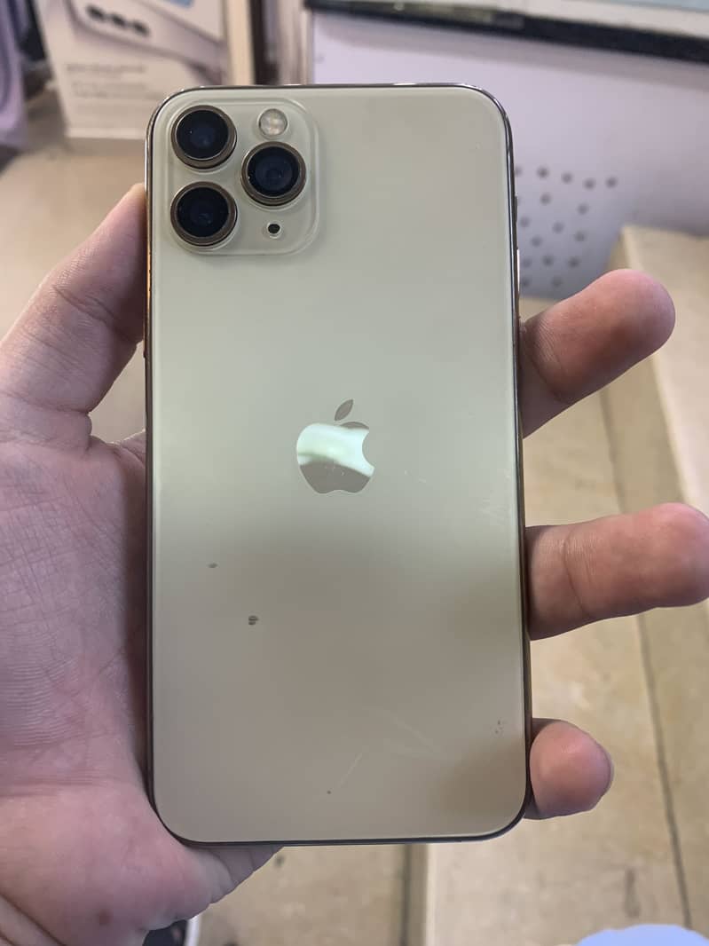 Apple iPhone 11 Pro 1