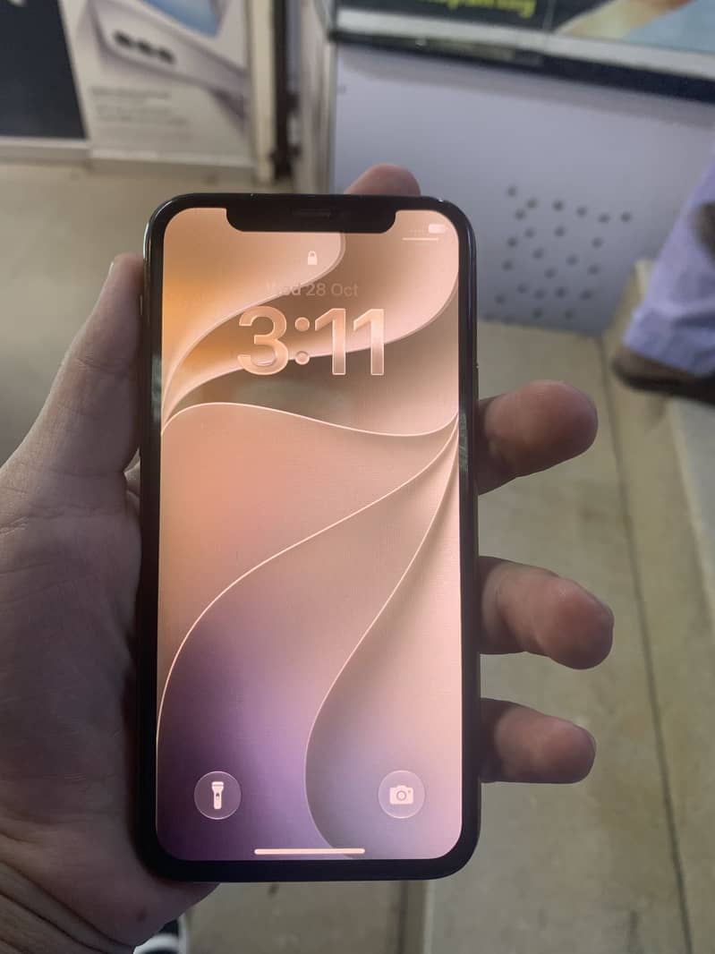 Apple iPhone 11 Pro 3