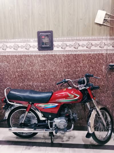 Honda cd 70 total original bike