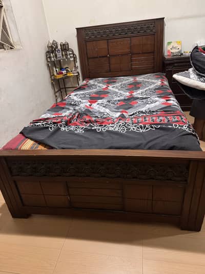 Wooden Single bed