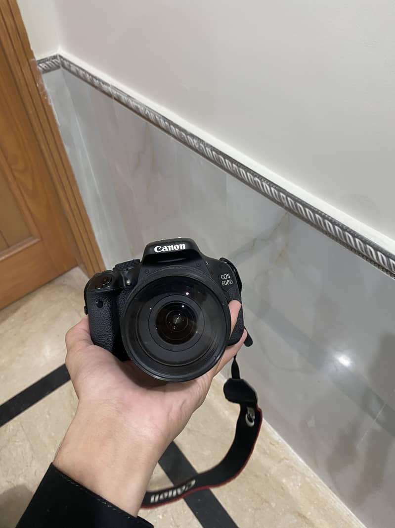CANON 600D 2