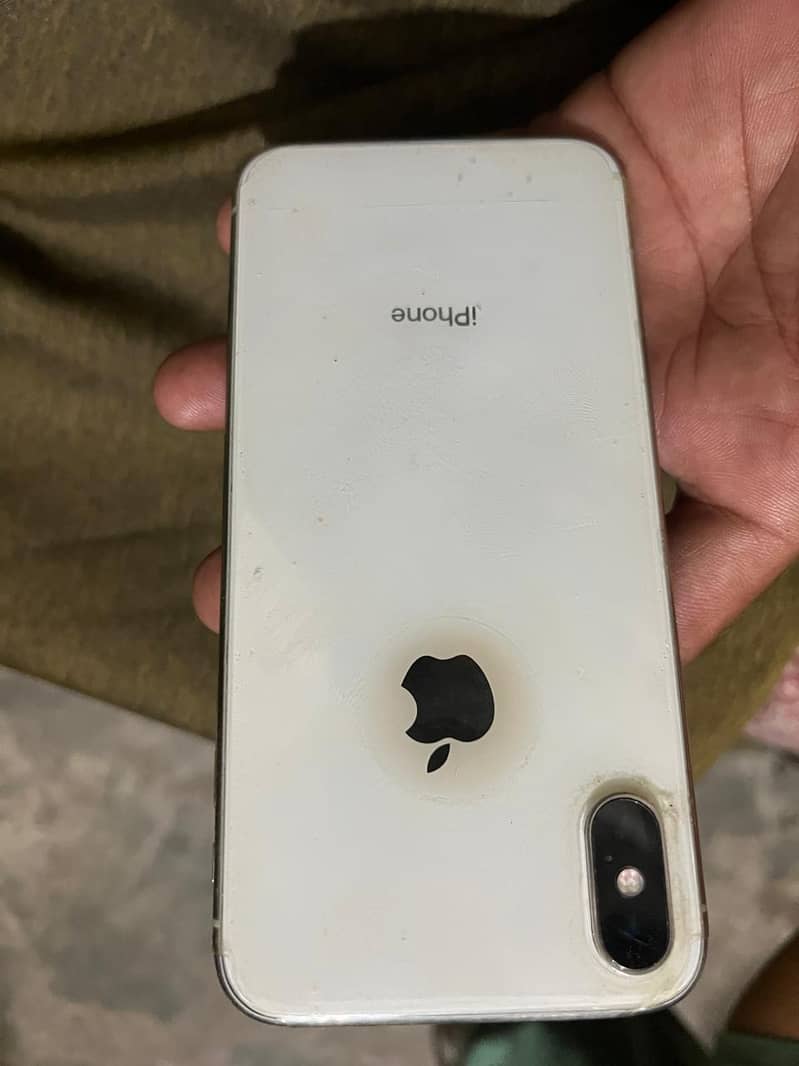 Apple iPhone X 3