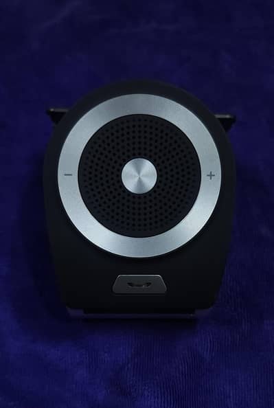 T821 Wireless In-car Speakerphone