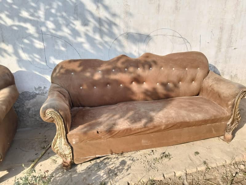 SOFA SET WITH DEWAN 1