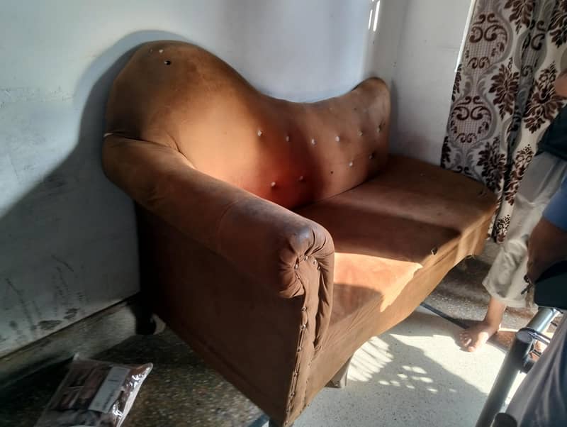 SOFA SET WITH DEWAN 3