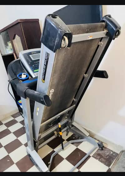 Goldstar MTD-027A treadmill Excellent Condition