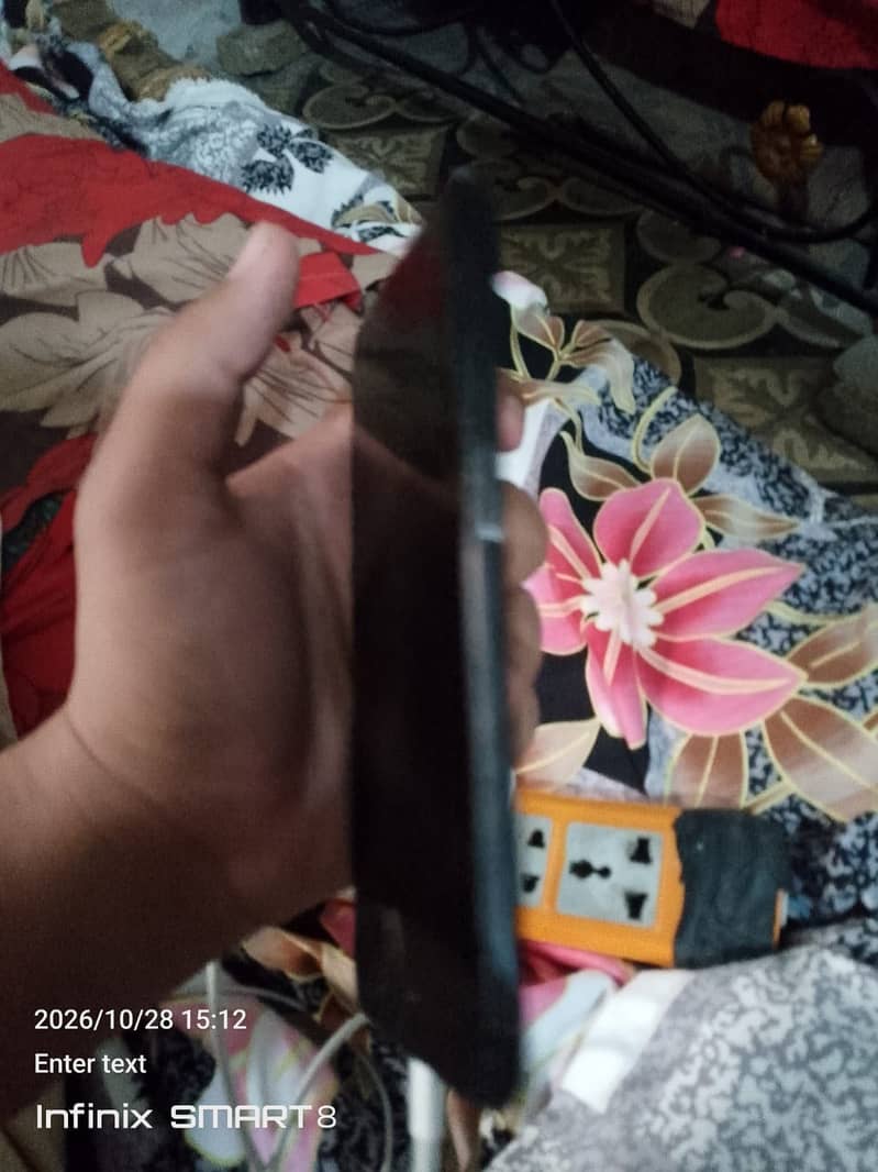 Apple iPhone 7 Plus 0