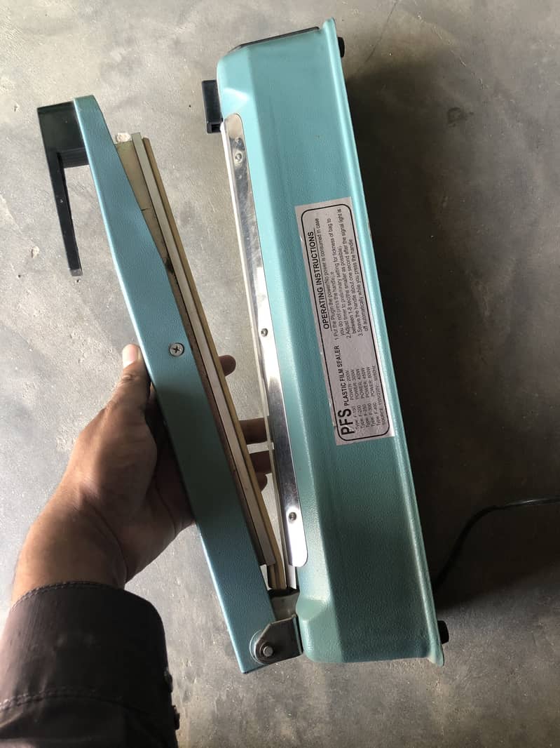 Shopper sealer machine 9