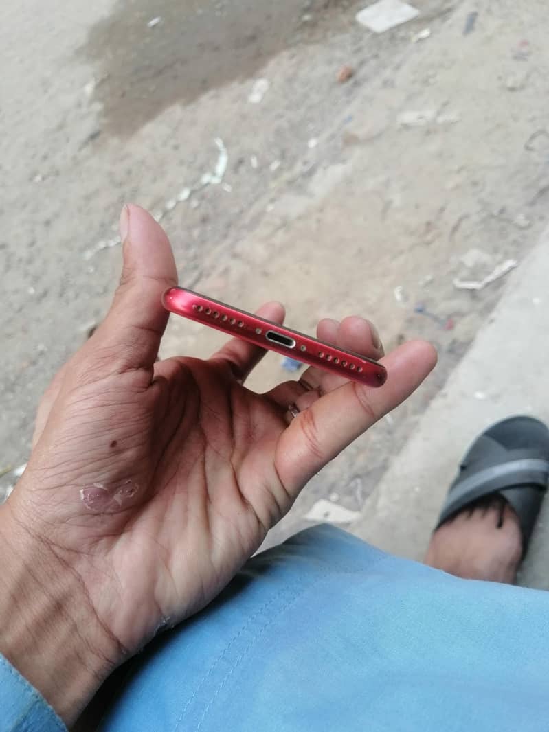 Apple iPhone SE 2020 3