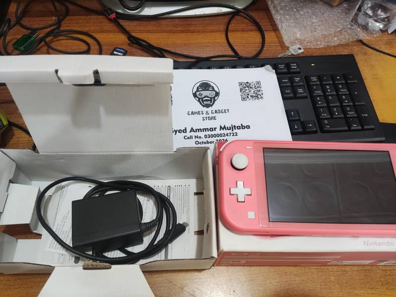 Nintendo Switch Lite - Jailbroken - 128GB Games - Full Box - COD 0