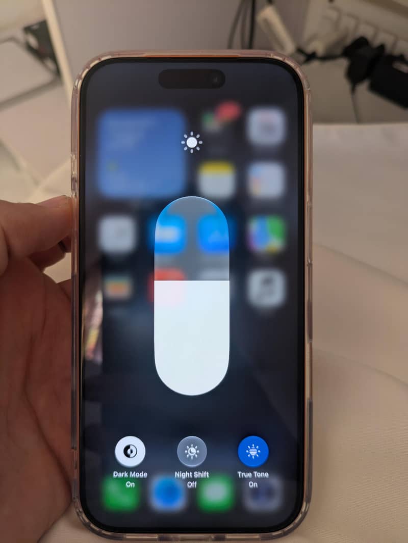 Apple iPhone 17 Pro 2