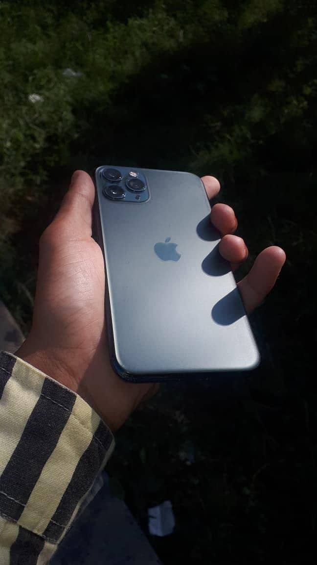 Apple iPhone 11 Pro 0