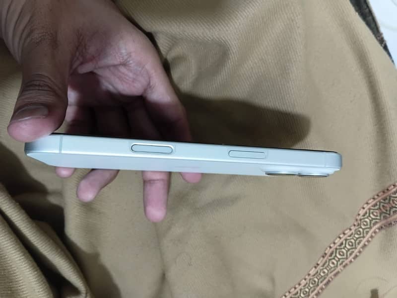 Apple iPhone 17 1