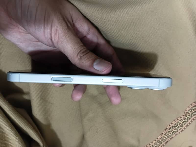 Apple iPhone 17 2