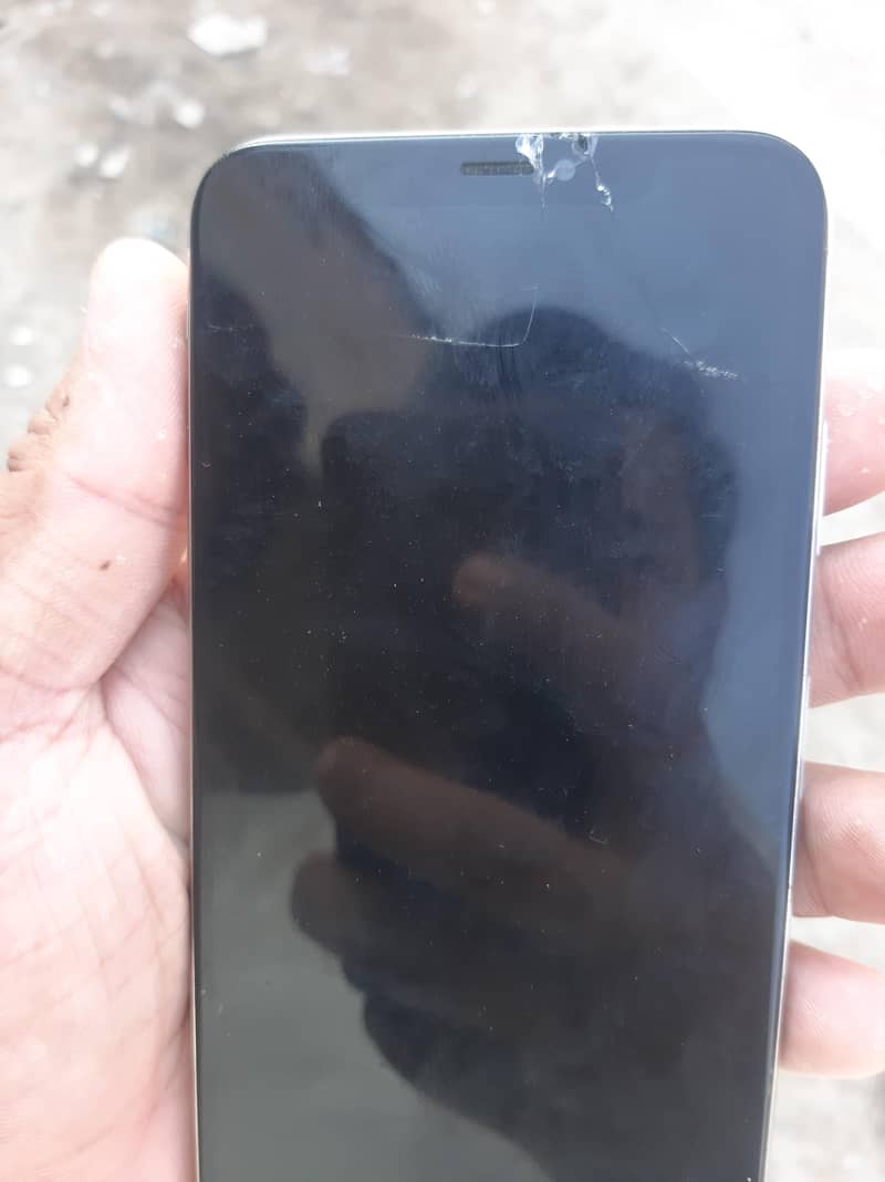 Apple iPhone XS Max 0