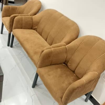 5 seater sofa ( urgent sale)
