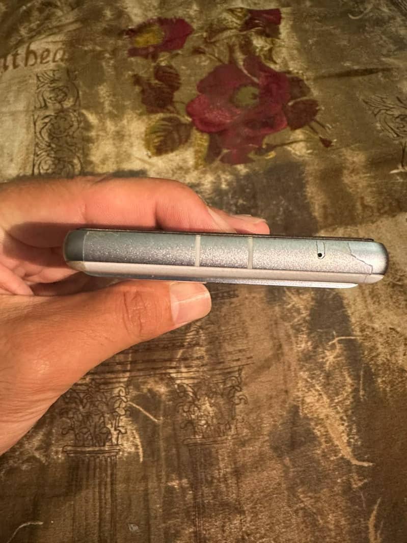Google Pixel 7a 3