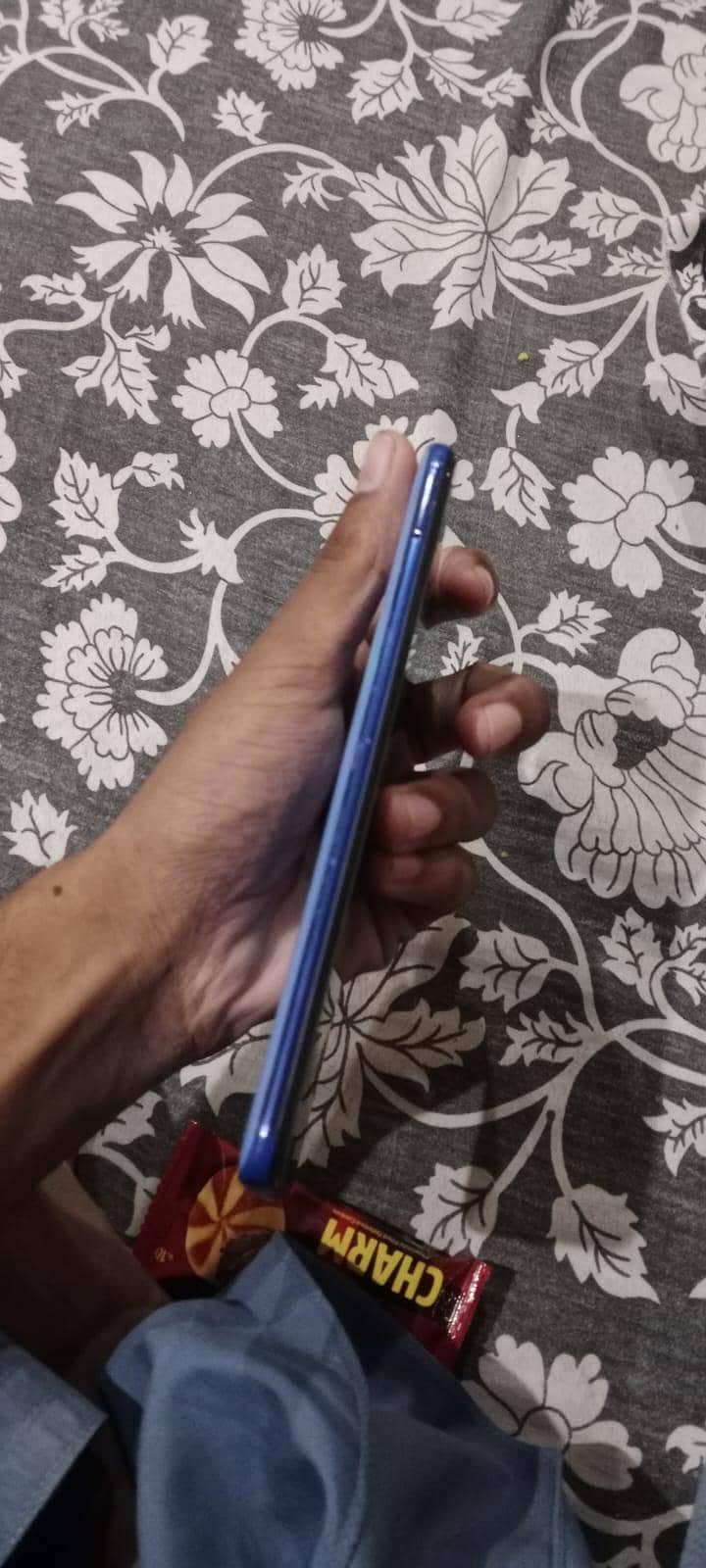 Samsung Mobile A70 2