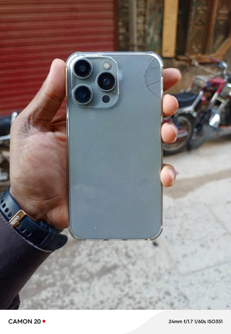 Apple iPhone XR 6