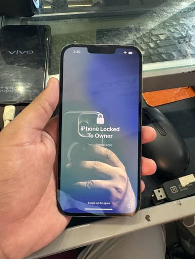 Apple iPhone 13 Pro Max iCloud Locked