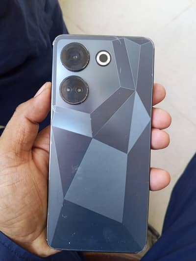 Tecno CAMON 20