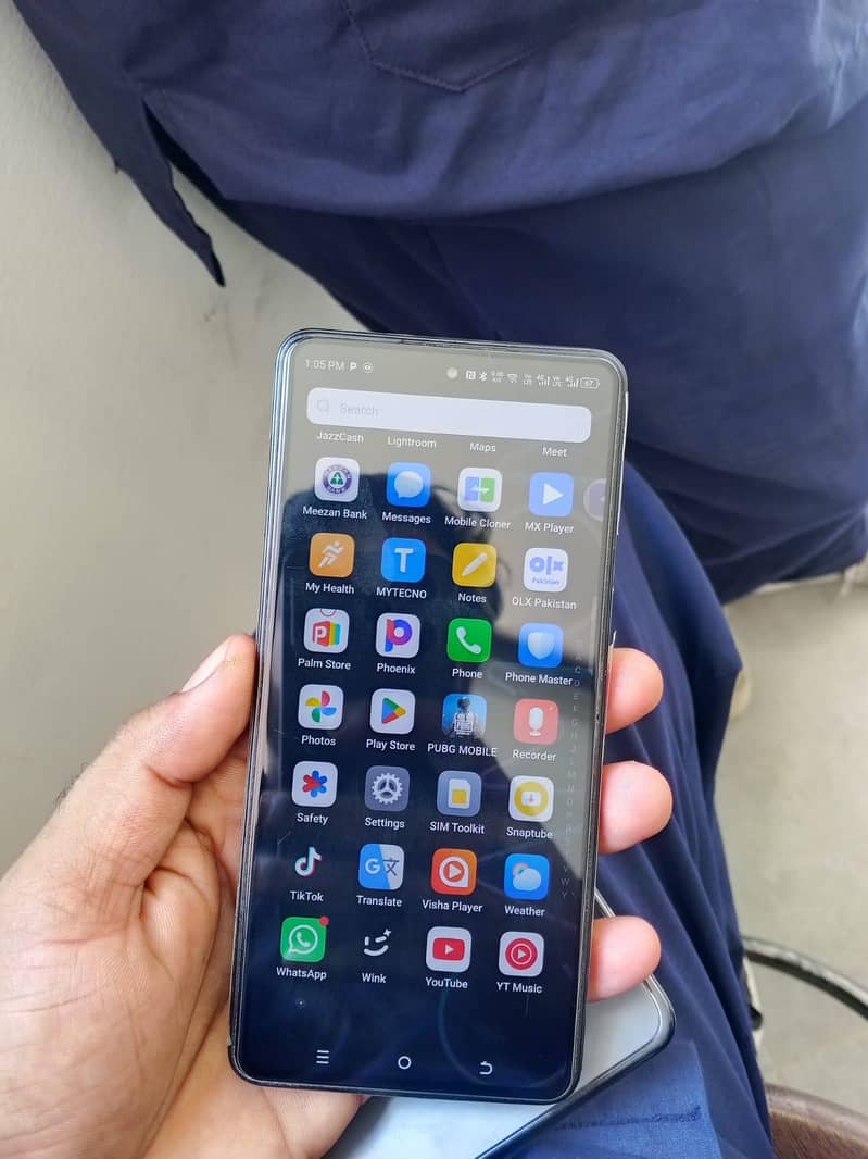 Tecno CAMON 20 1