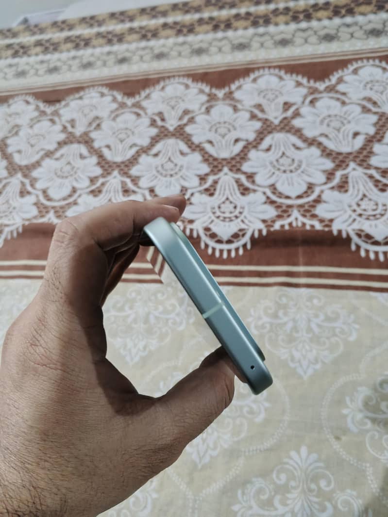 Google Pixel 9 2
