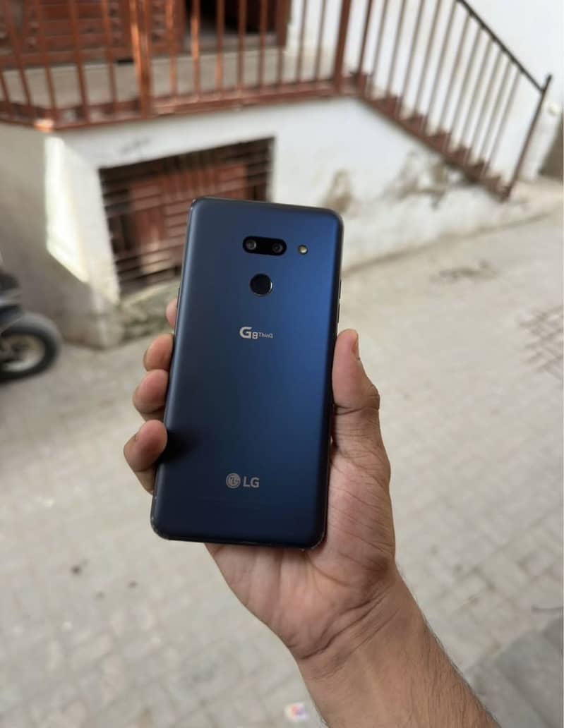 LG G8 ThinQ 0