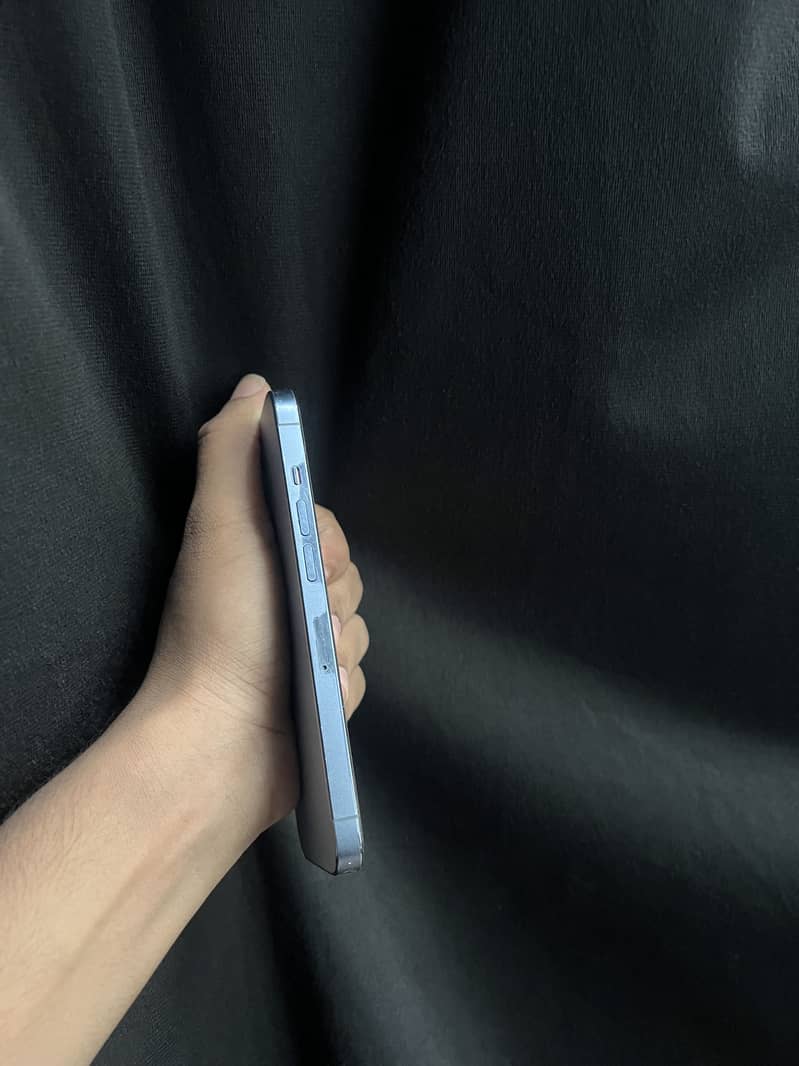 Apple iPhone 13 Pro 6