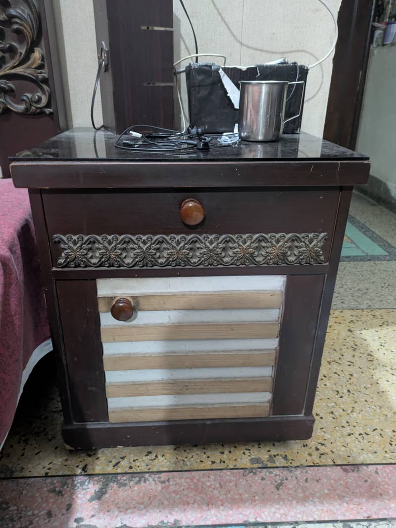 Bed and side tables 1