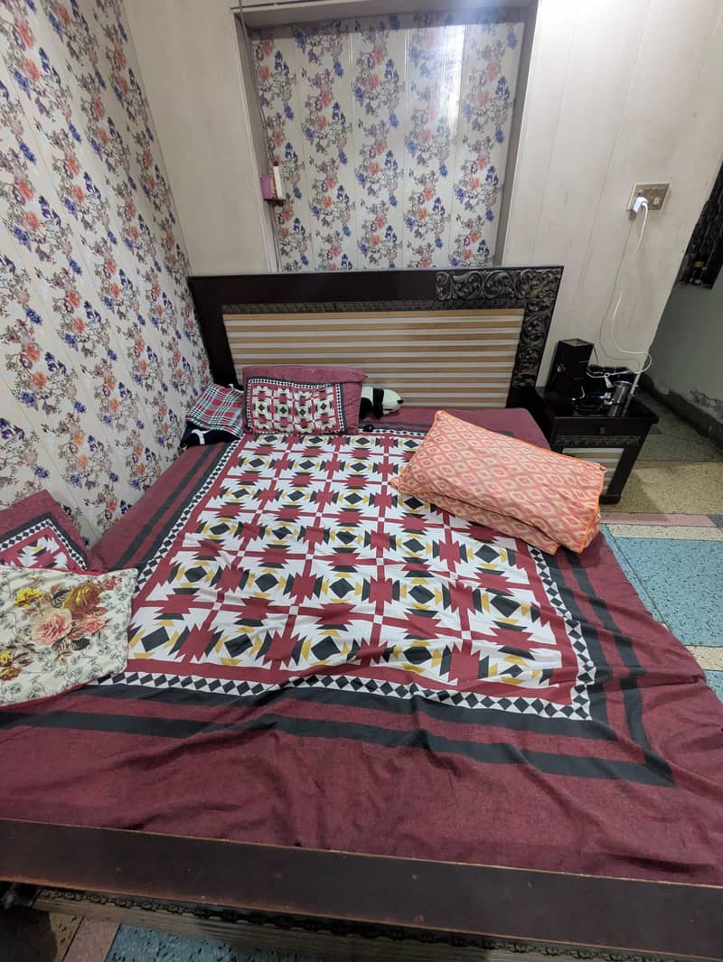 Bed and side tables 2