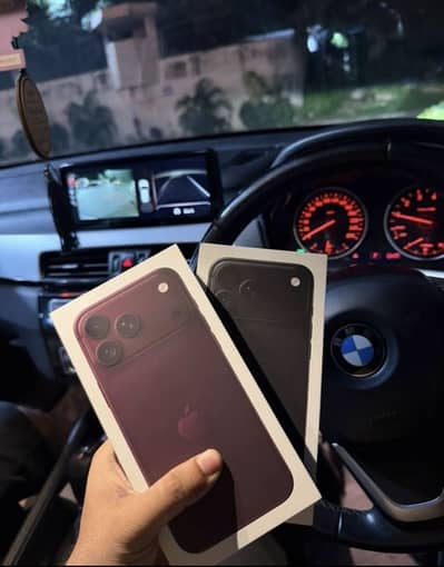 Apple iPhone 18 Pro Max burgundy
