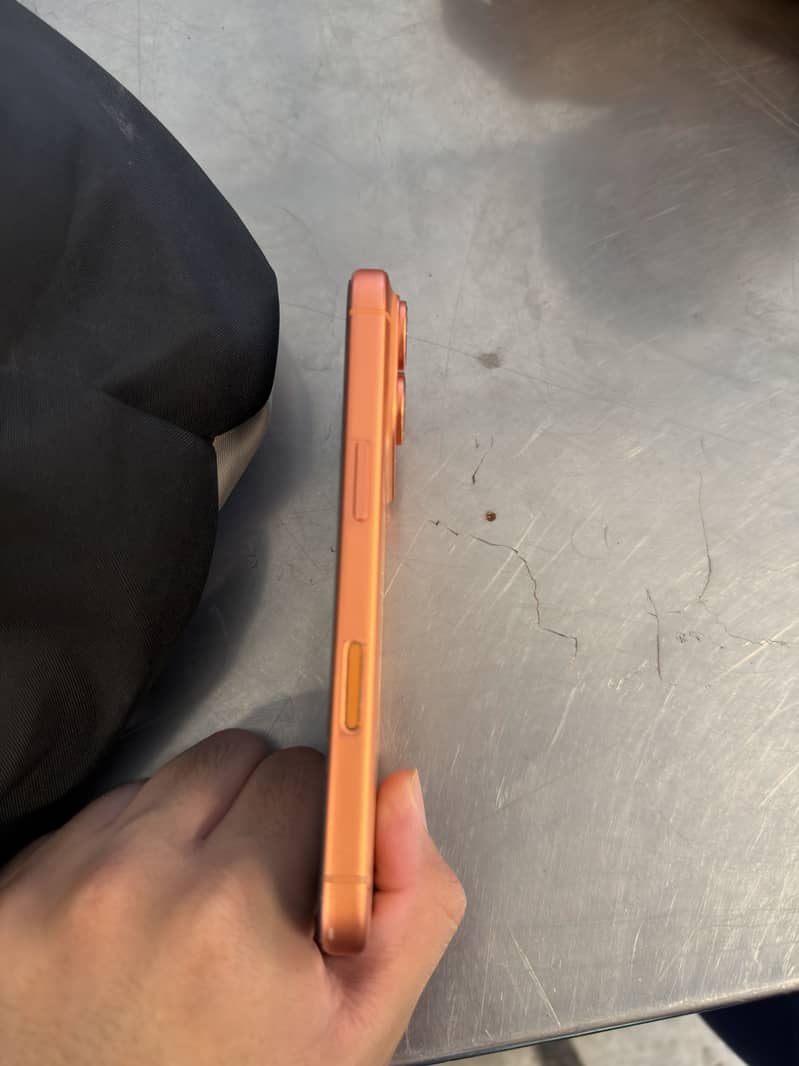 Apple iPhone 17 Pro 4