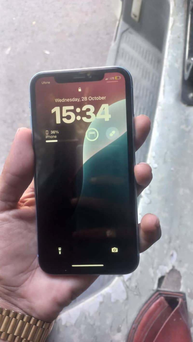 Apple iPhone XR 5