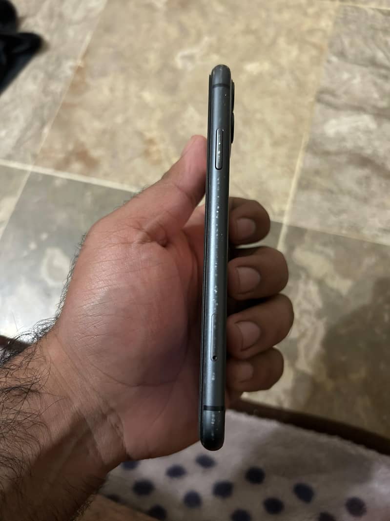 iphone 11 128GB 1