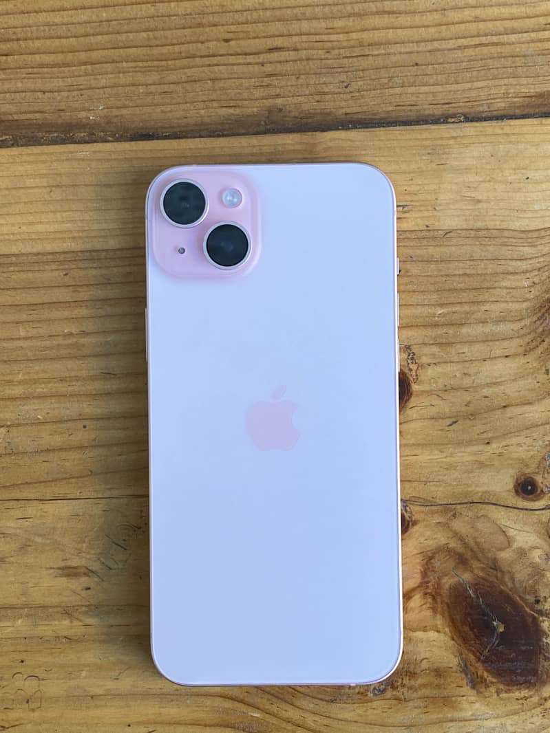 Apple iPhone 15 plus 4