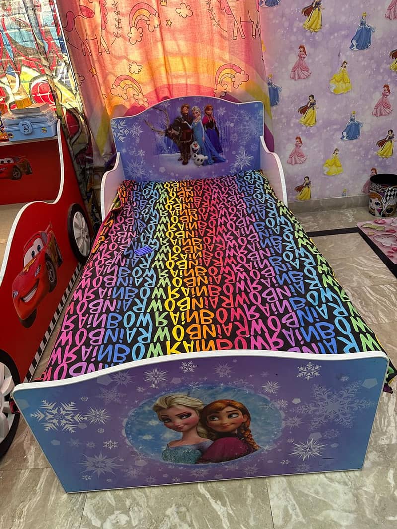 kids character bed 0