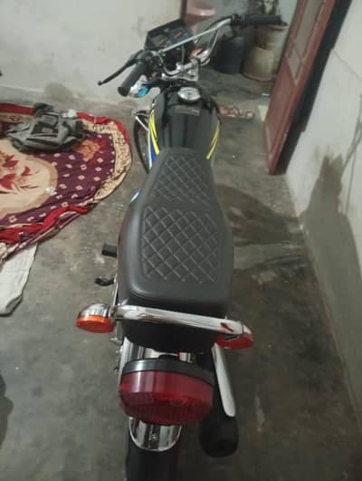 CG 125
