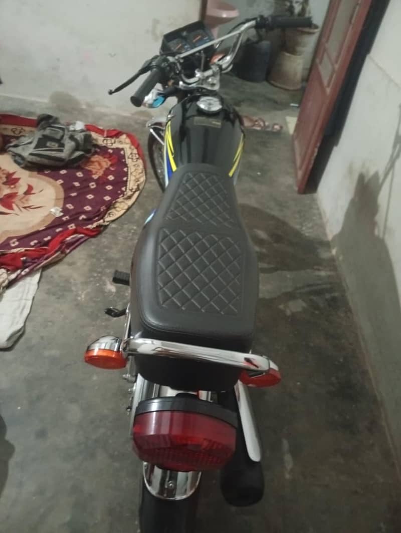 CG 125 0