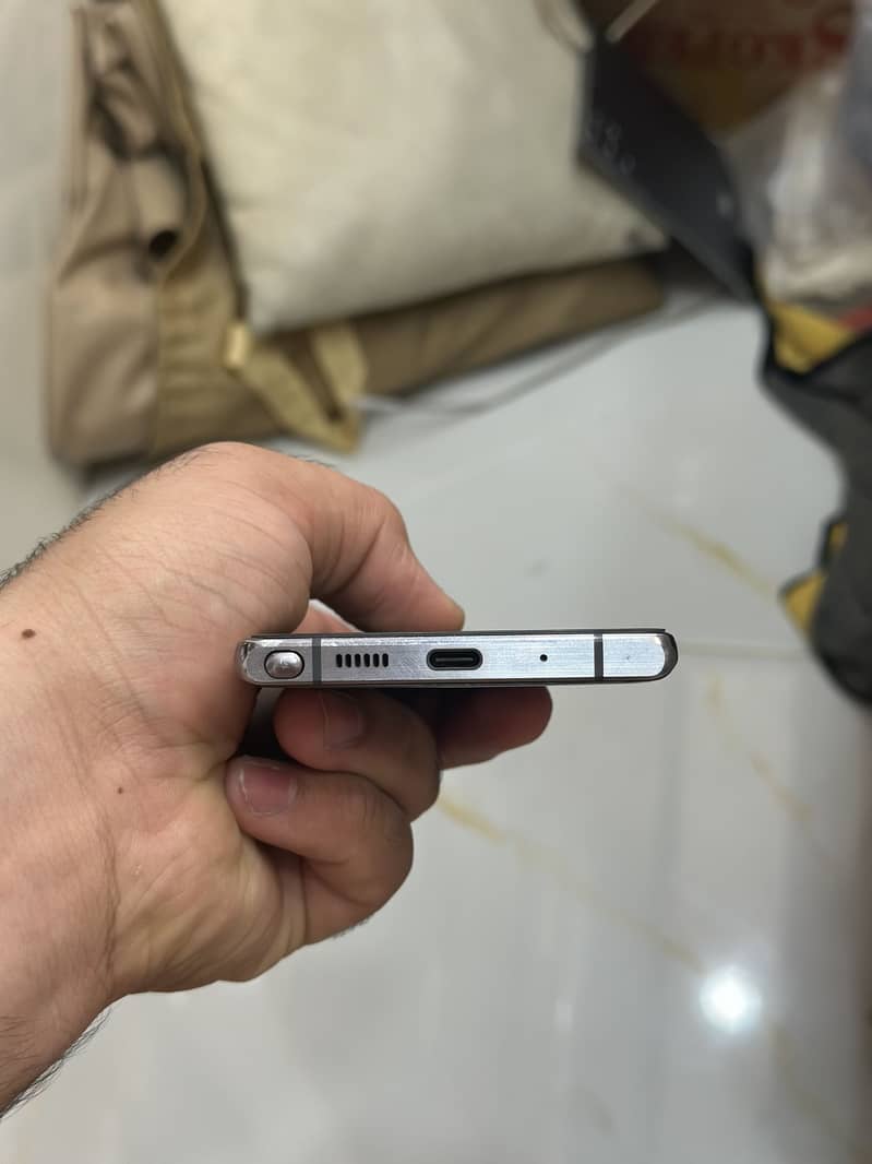 Samsung Mobile Note 20 4
