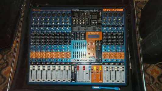sound mixer
