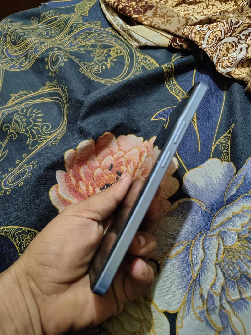 Realme 12 3