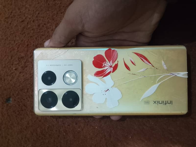 Infinix Note 40 Pro 5G 8