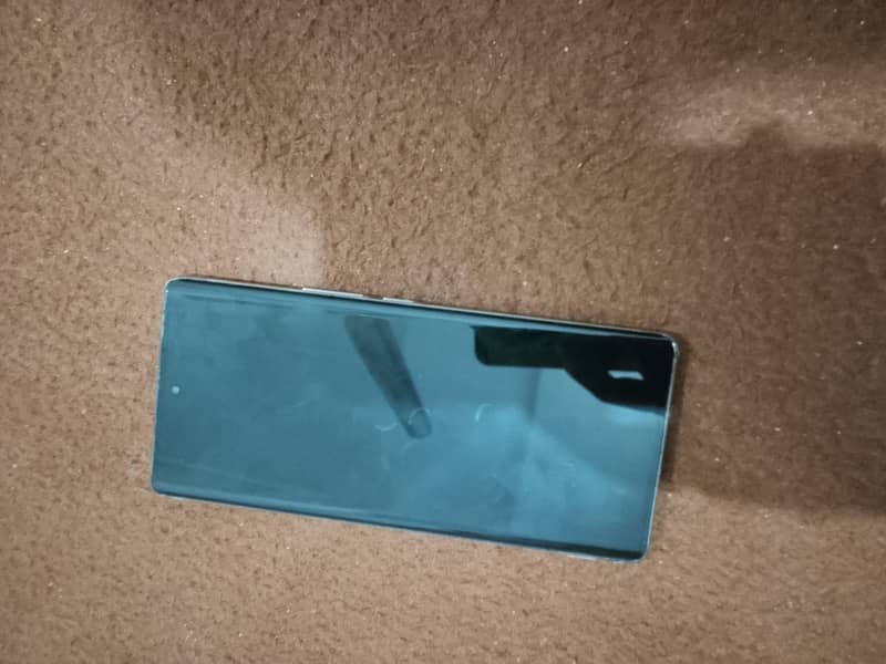 Infinix Note 40 Pro 5G 9