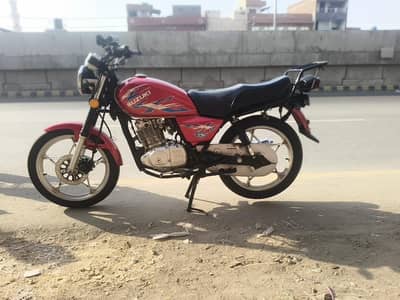 Suzuki Gs 150 SE