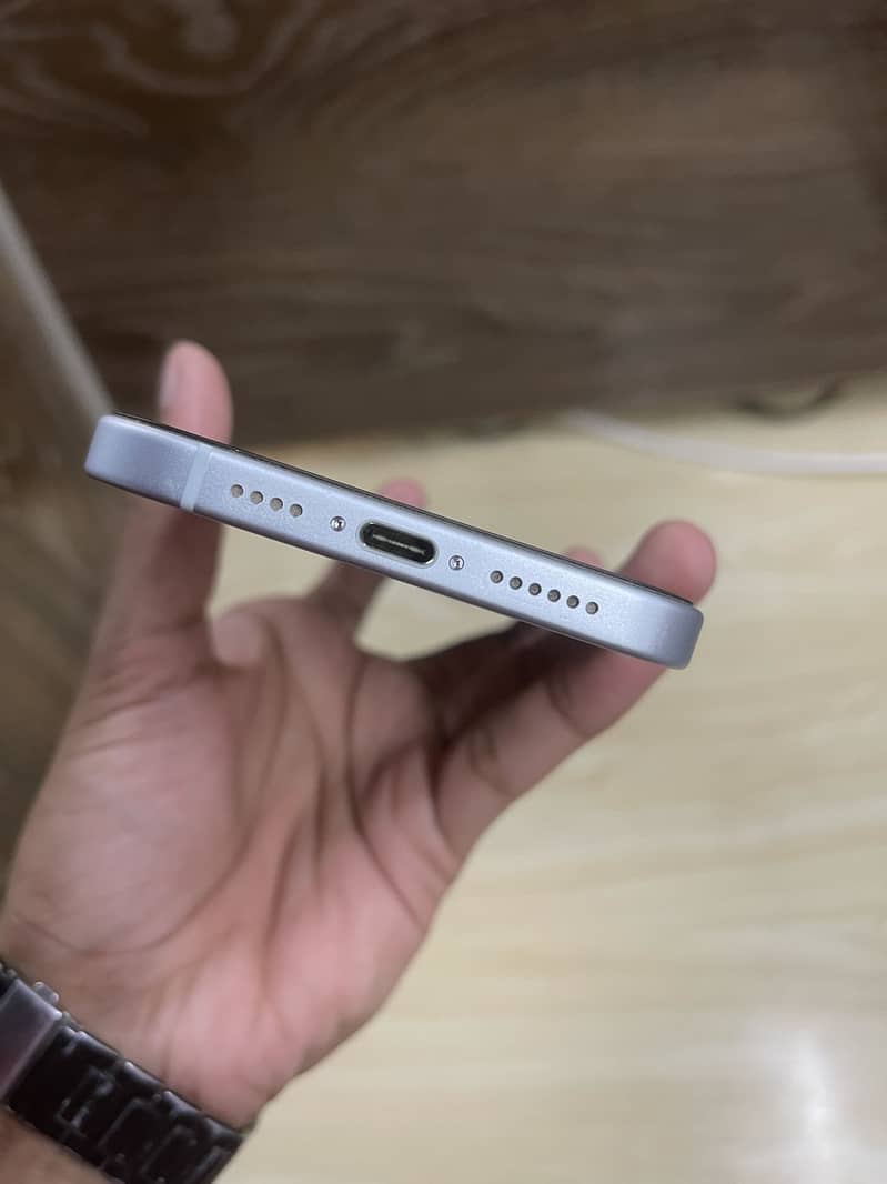 Iphone 15 plus 10/10 condition 1