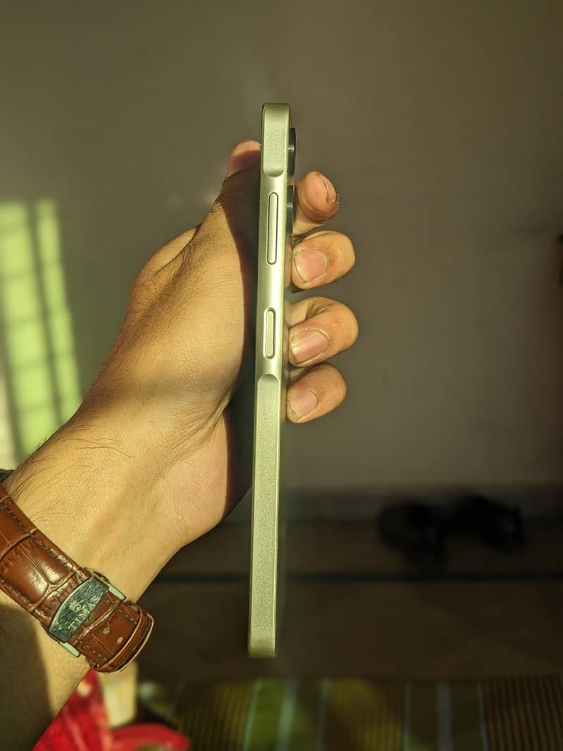 Samsung Mobile A06 3