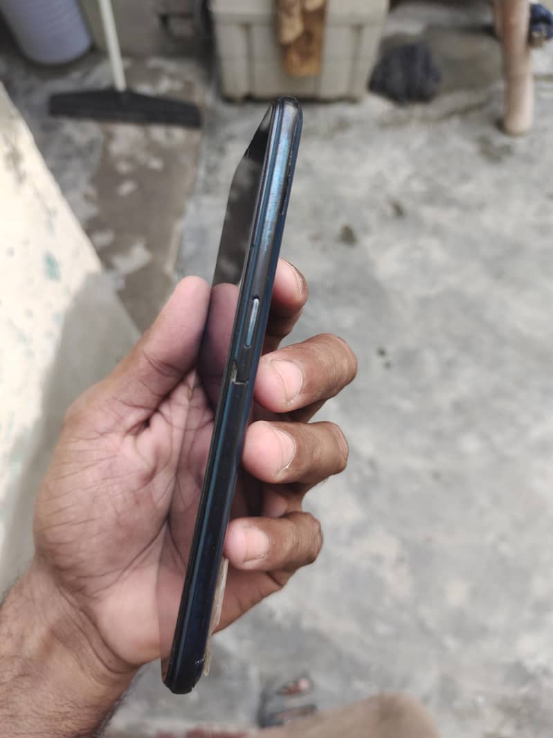 OPPO A7 6