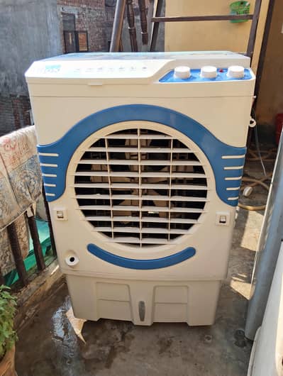 Only 3 month use air cooler 10by10 condition a to z ok koi fault nahi