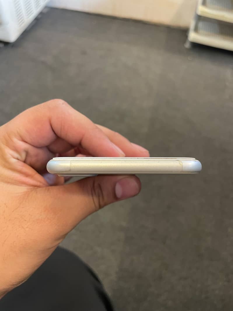 iphon 7plus 4